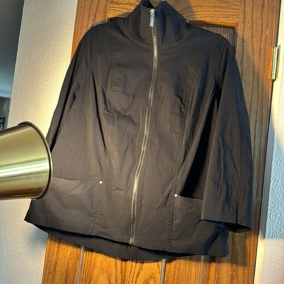 Black jacket SHIPPING DISCOUNT INCLUDED - Picture 1 of 4